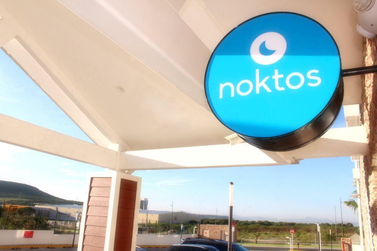 Noktos Extended Monterrey Apodaca Buitenkant foto